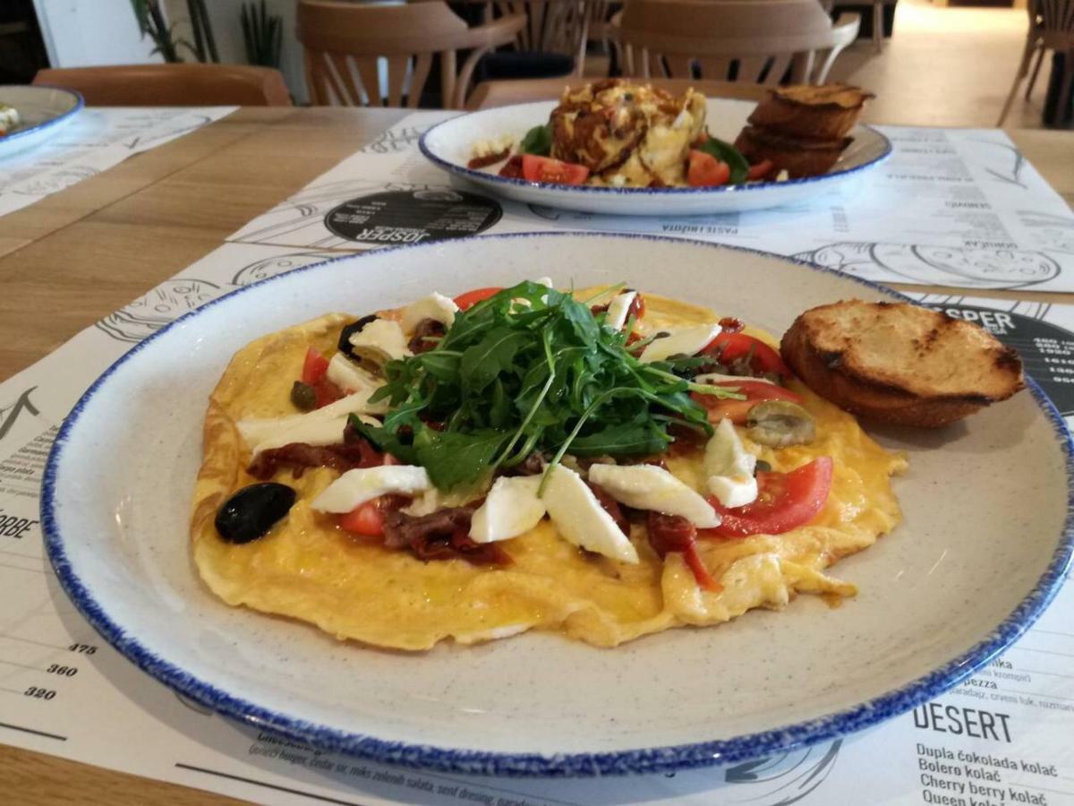 Korpa Deli Rooms Novi Sad Ngoại thất bức ảnh